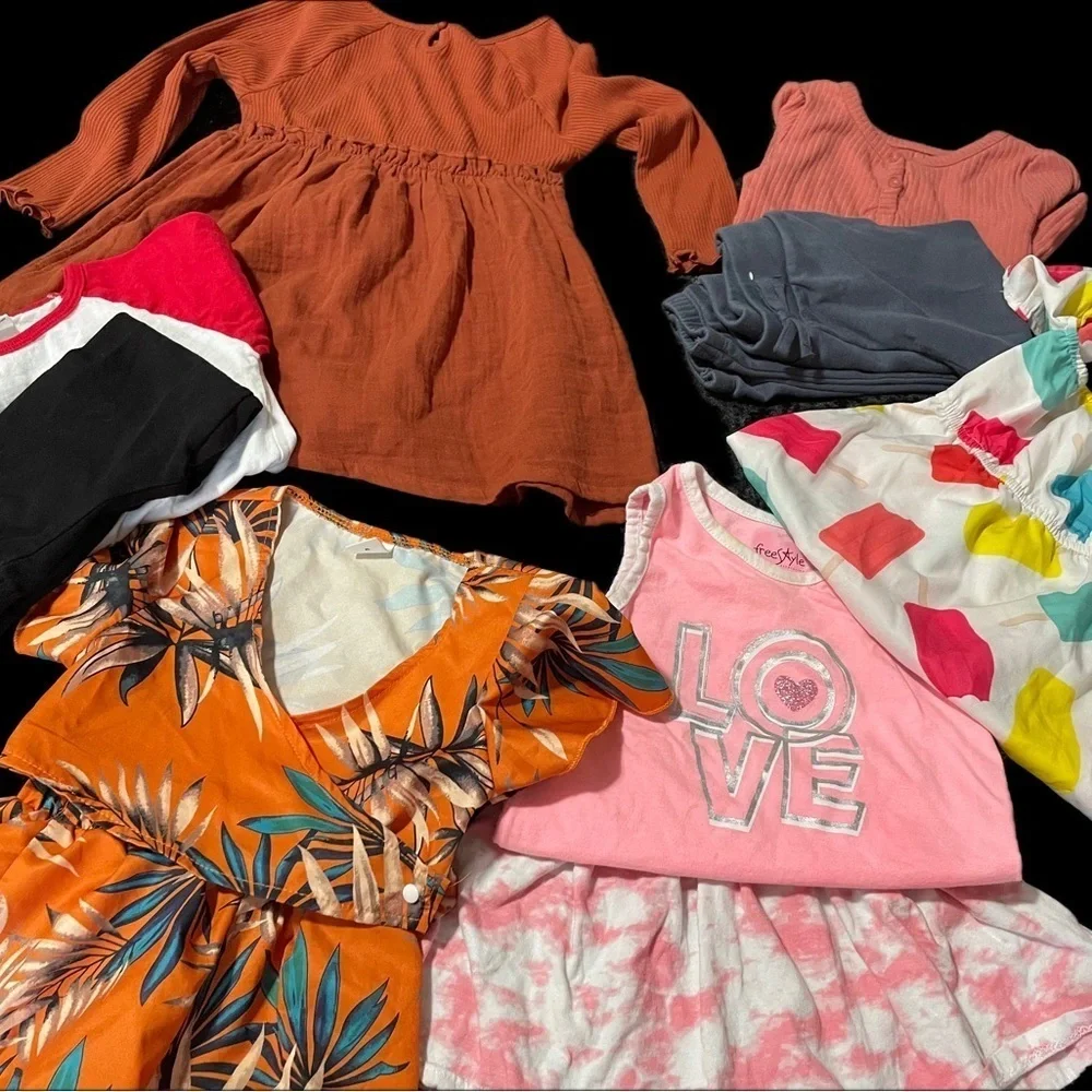 Toddler Girl Clothing Bundle Size 2T.  7-Pcs Mixed Brands Dresses, Tops, Legging